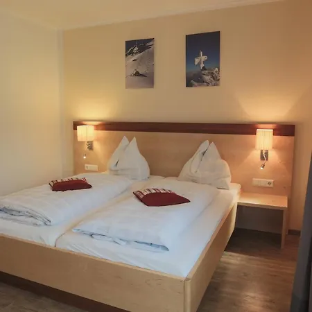 艾斯尔古特公寓酒店 * 恩斯塔尔豪斯