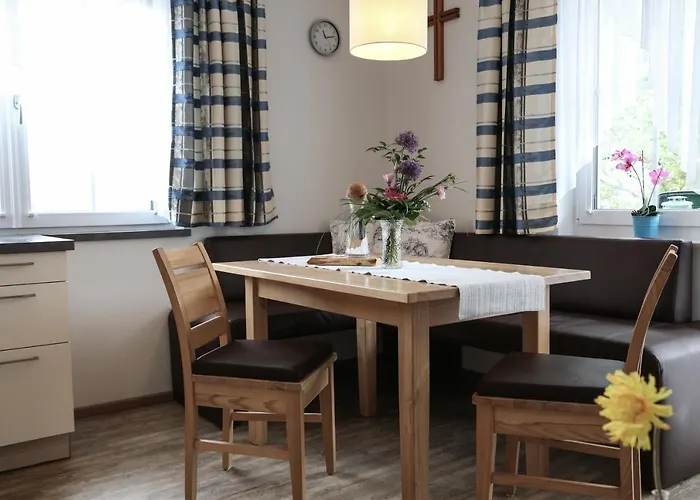 Appartments Am Esslgut * هاوس إم إنيستال