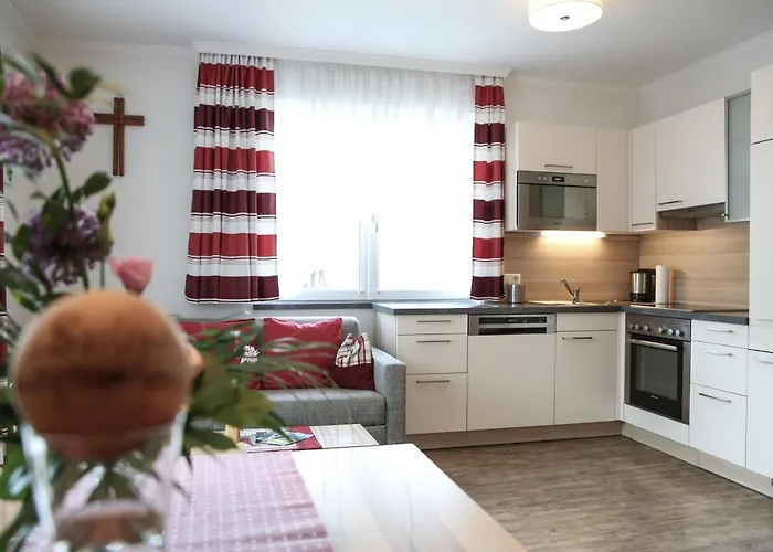 Appartments Am Esslgut شقة