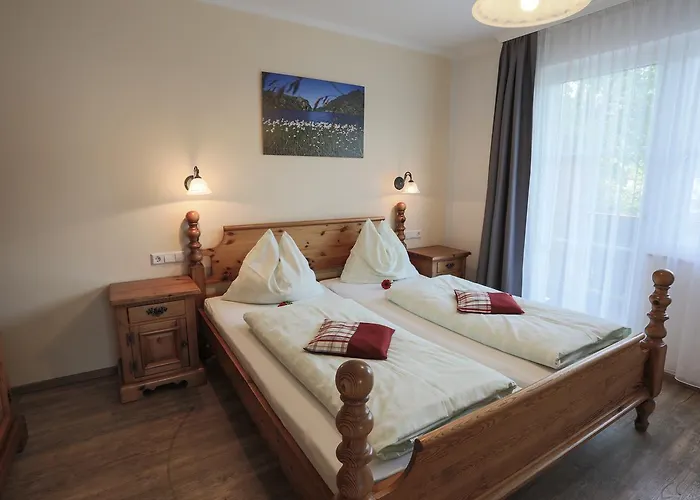 Appartments Am Esslgut شقة